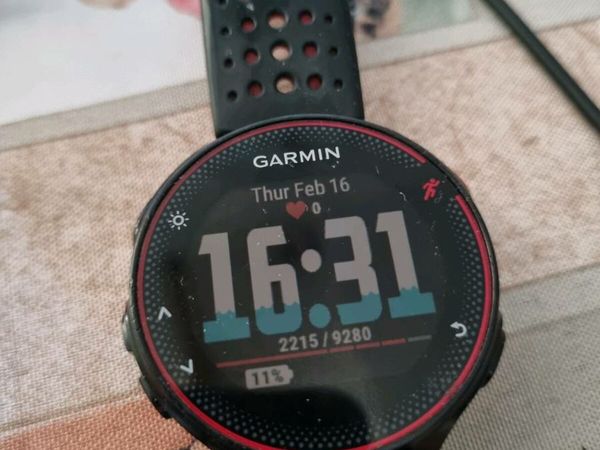 Garmin GPS Running watch 235 Forerunner