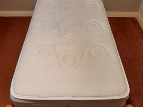 Pine single bed & mattress