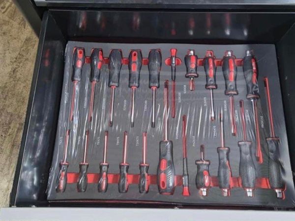 Tool box full of tools on clearance