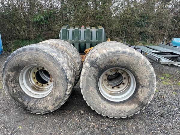 560 Tyres and rims