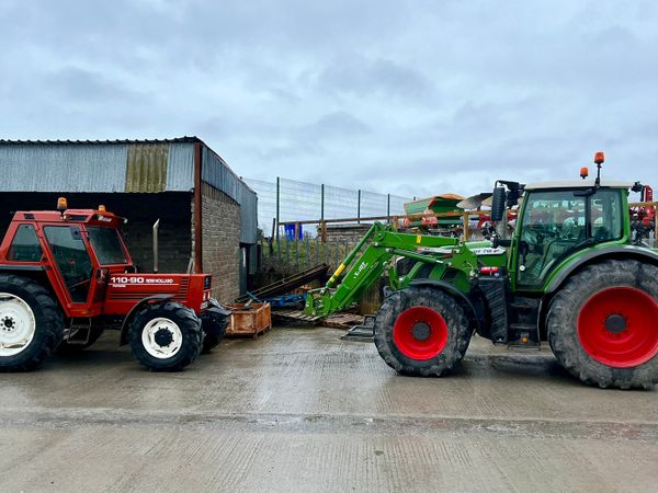 Tractor & Digger Auction Saturday