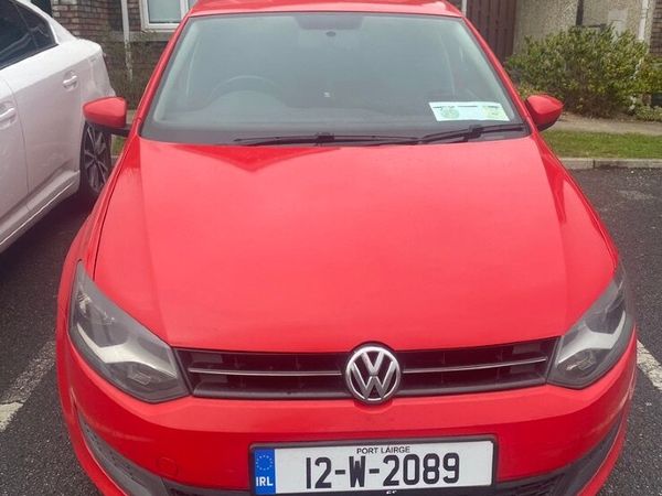 Volkswagen Polo Hatchback, Petrol, 2012, Red