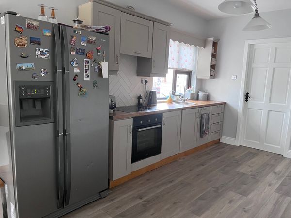 Fitted kitchen & Appliances