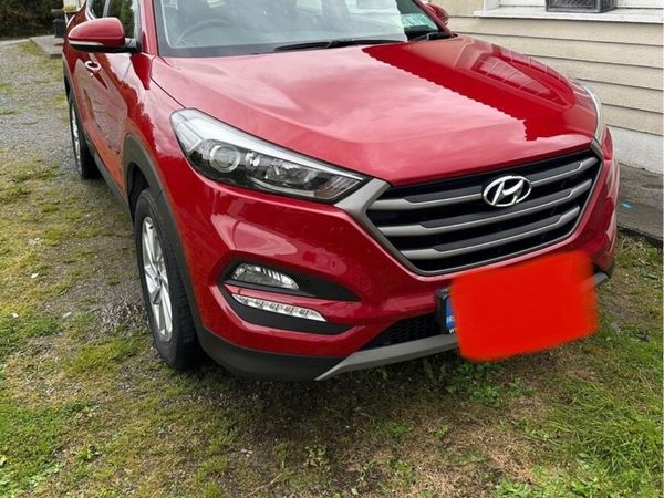 Hyundai Tucson SUV, Petrol, 2018, Red