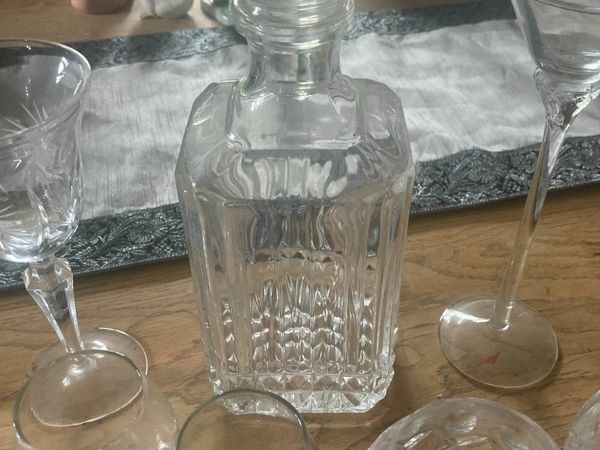 House clearance -selection of lead crystal glassware