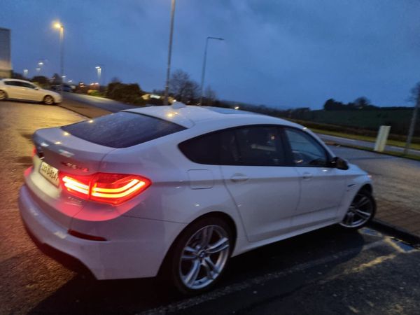 BMW 5 GT-Series 2013