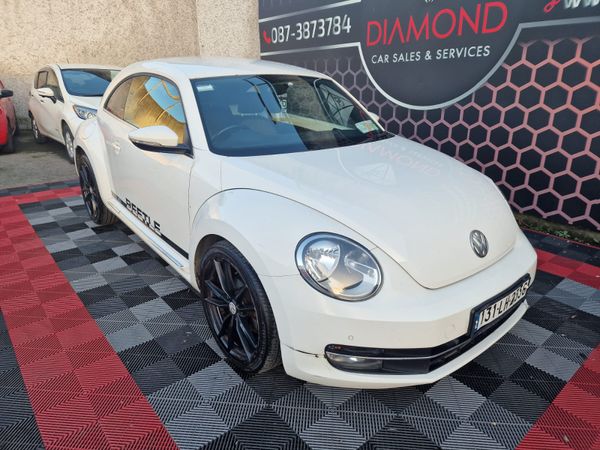 Volkswagen Beetle Hatchback, Diesel, 2013, White