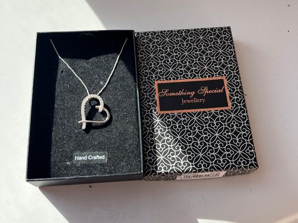 Silver heart necklace