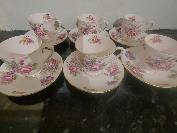 Six Tuscan Montrose teacups and saucers