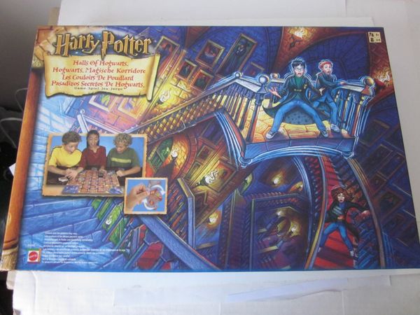 Harry Potter Halls of Hogwarts Board Game Unused/ As New