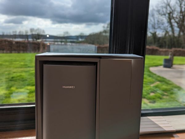 HUAWEI H112-370 5G CPE Pro Router Unlocked with Optional Antenna
