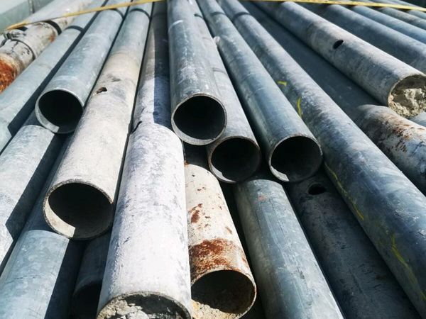 Galvanized pipe/poles