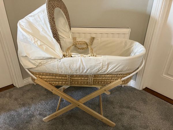 Moses basket & Stand