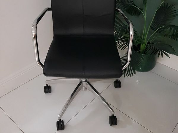 Meeting Room Chair