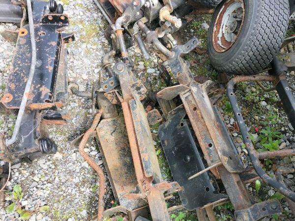 Front axles for ride on mowers