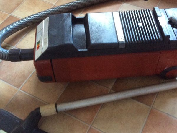 Electrolux 355 Vacuum Cleaner - Not Working. For Spare Parts.