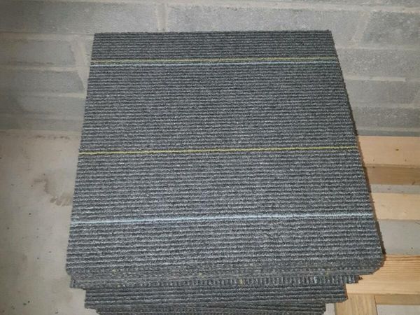 66 New Carpet Tiles. (16.5 sq.metres)