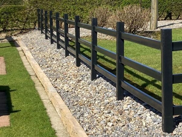 Plastic fencing posts- Round and Square