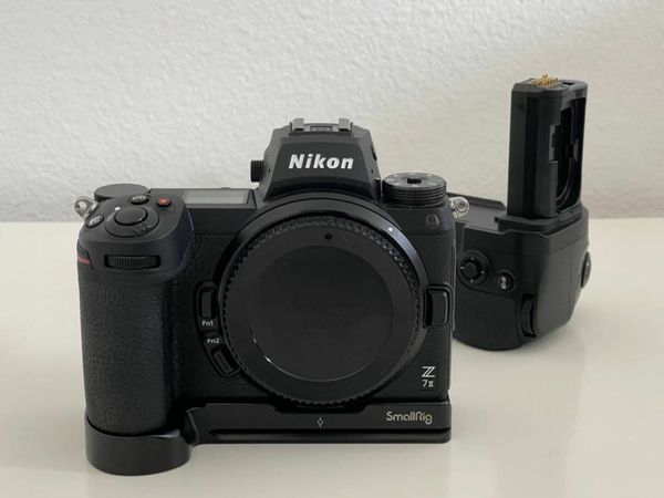 Nikon    Z7 II