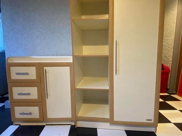 Baby changing unit and wardrobe