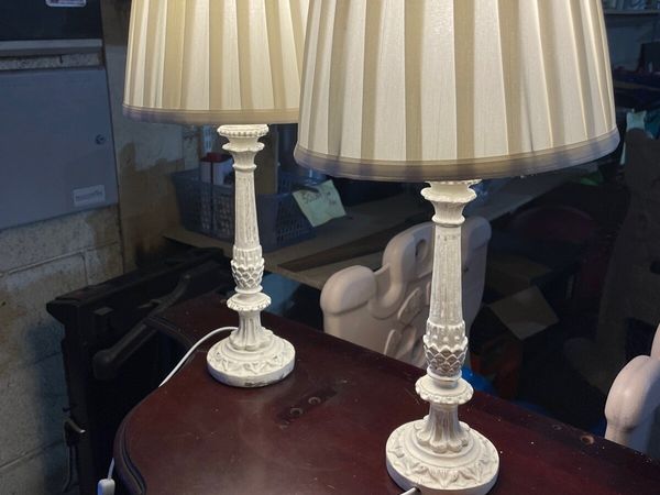 2 bedside table lamps set