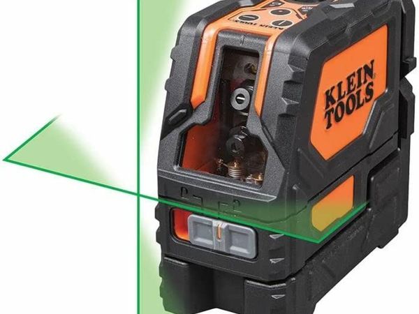 Cross-Line Laser Level, Self Leveling Green Laser with Red Plumb Spot with Magnetic Mounting,Clear,green,red