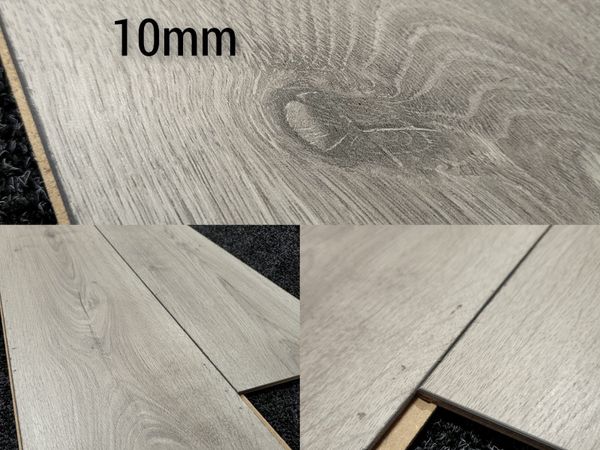 10mm click flooring -Skirting available