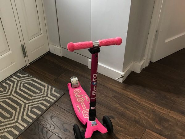 Pink Micro scooter (folding)