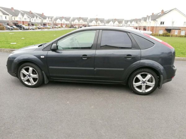 FORD FOCUS VEFY GOOD CONDITION