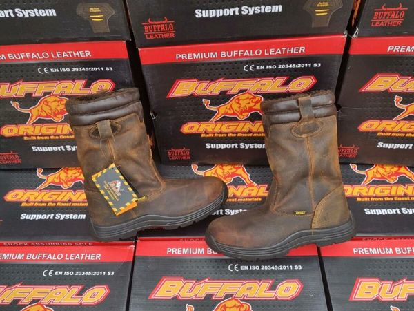 Buffalo rigor boots sizes  8 9 10 11 12