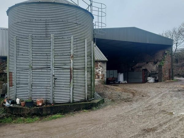 grain bin /silo