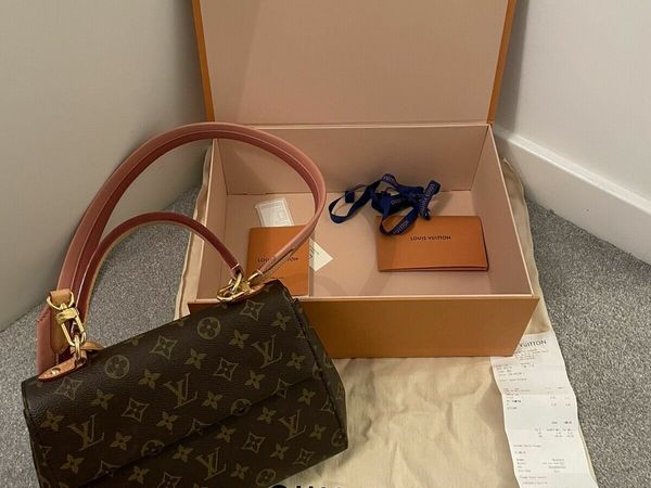 Louis Vuitton Cluny bb