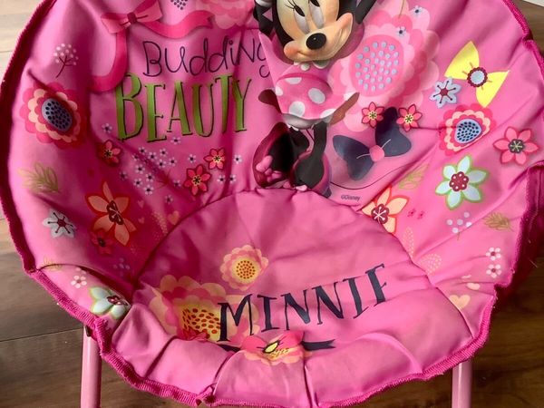 Minnie Mouse chair - free