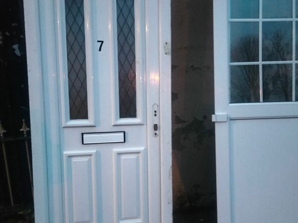 HIGH QUALITY PVC SINGLE DOOR COMPLETE WITH FRAME