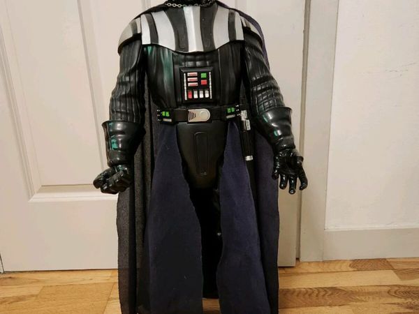 Star wars Giant 31'' Darth Vader Figure