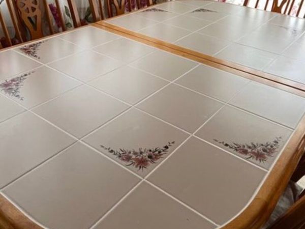 Exquisite Extendable Kitchen Tiled Dining Table