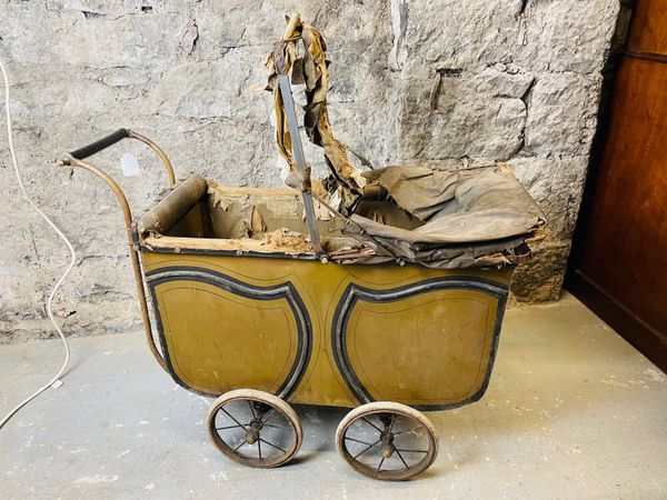 Antique and house clearance auction