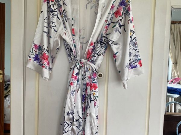 White Floral Satin Dressing gown