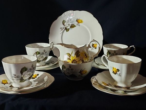 Vintage Elizabethan Fine Bone China Tea Set