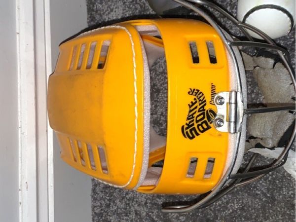 Yellow skb old style hurling helmet with kk gard
