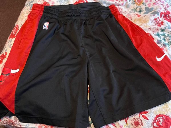 Nike Bulls 2XL short