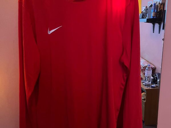 New Nike 2XL top