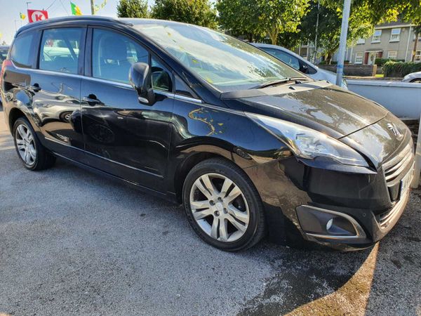 Peugeot 5008 MPV, Diesel, 2014, Black