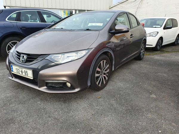 Honda Civic Hatchback, Diesel, 2013, Beige