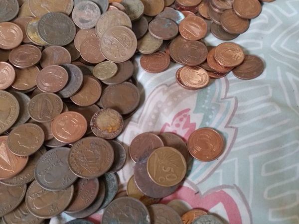 VINTAGE COINS