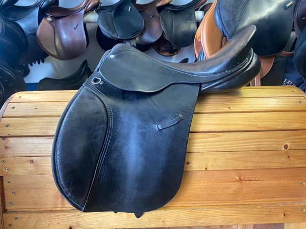 15” Sian English leather pony saddle wide