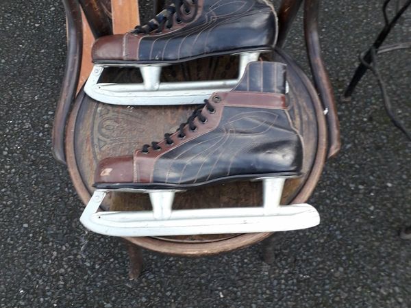 Vintage Retro Ice Skating Boots