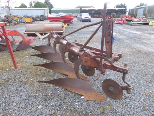 Bomford 4 Furrow Plough with Discs