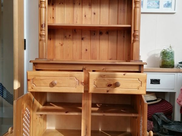 Pine Kitchen dresser