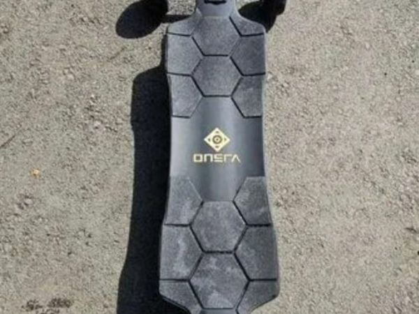 Onsra Black Carve 3 electric skateboard
